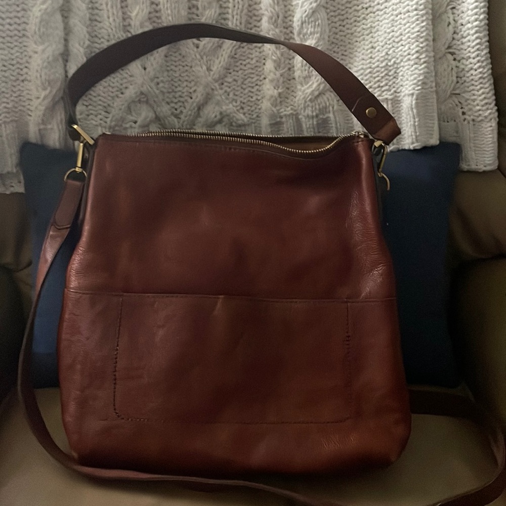 ✨ Fossil Crossbody Bag ✨